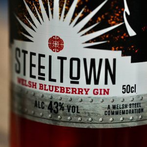 Spirit of Wales_ Steeltown_Blueberry Welsh Gin CU