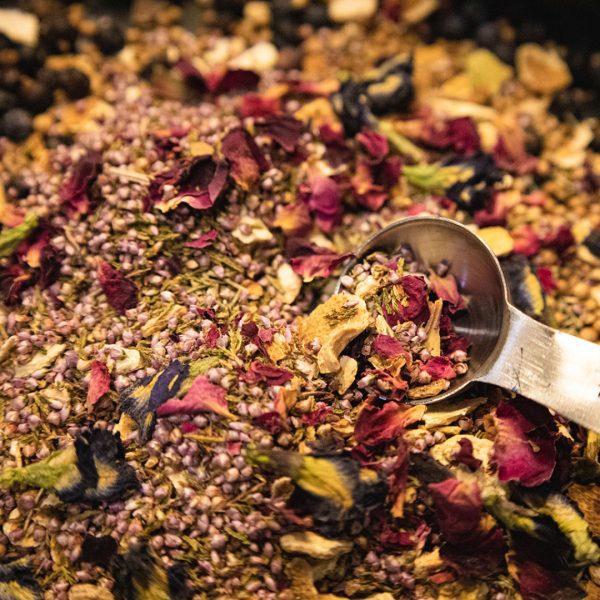 Spirit of Wales_Experiences_Make your own gin or rum_botanical mix Spirit of Wales_Experiences_Make your own gin or rum_botanical mix